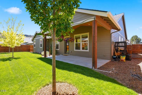 Tiny photo for 406 SE Sumner Drive, Prineville, OR 97754 (MLS # 220224828)