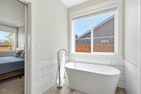Tiny photo for 406 SE Sumner Drive, Prineville, OR 97754 (MLS # 220224828)