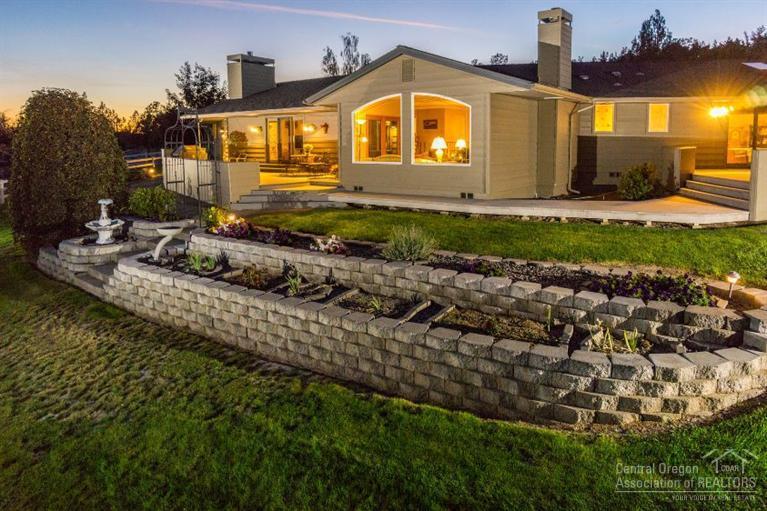 Knob Hill - Residential