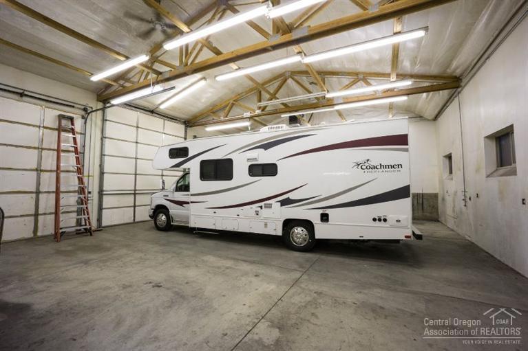 Knob Hill - Residential