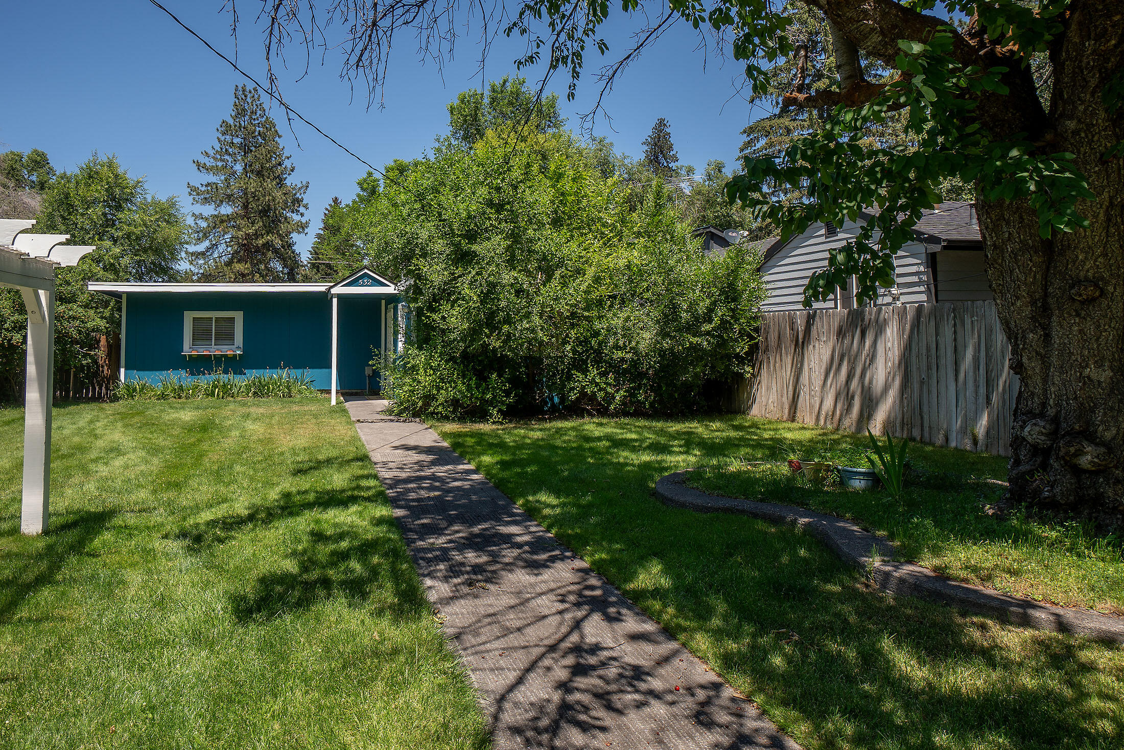 532 NE Quimby Avenue