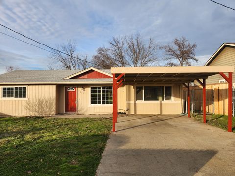 Tiny photo for 279 De Barr Avenue, Medford, OR 97501 (MLS # 220212597)