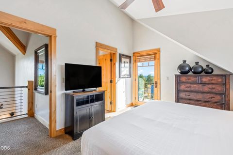 Tiny photo for 16792 SW Brasada Ranch Road #Cabin 40, Powell Butte, OR 97753 (MLS # 220223066)