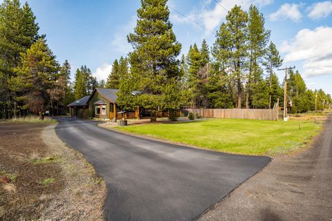 Tiny photo for 17048 Norwalk Road, Bend, OR 97707 (MLS # 220219581)