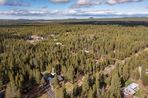 Tiny photo for 17048 Norwalk Road, Bend, OR 97707 (MLS # 220219581)