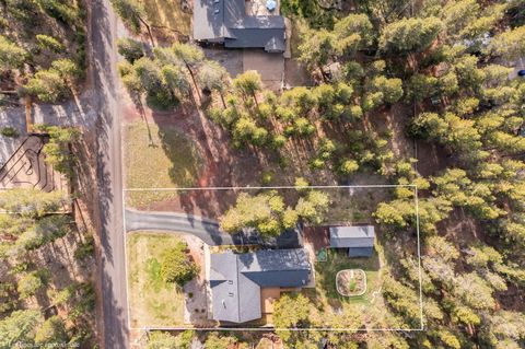 Tiny photo for 17048 Norwalk Road, Bend, OR 97707 (MLS # 220219581)