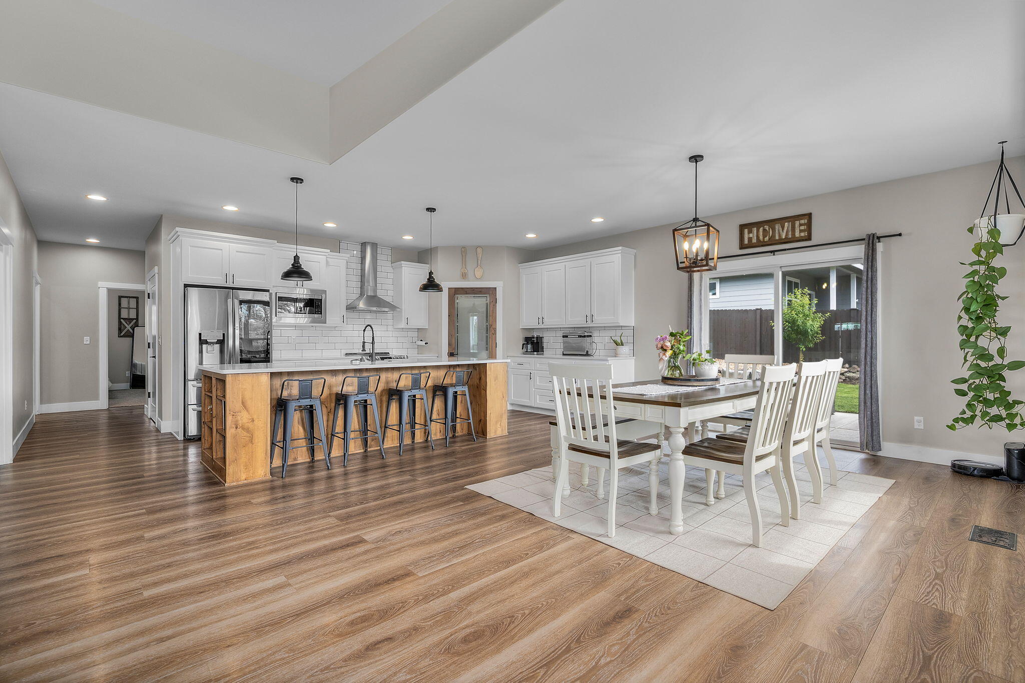 44 North Estates - Residential