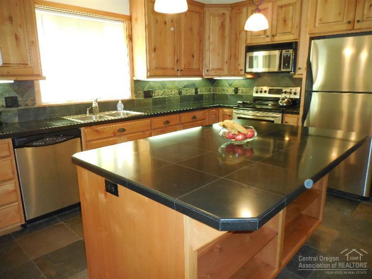 Fall River Estate - Residential