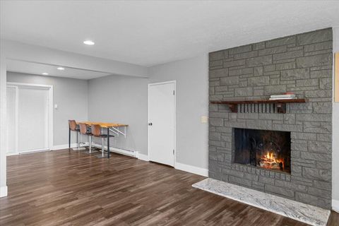 Tiny photo for 5942 Foothill Road, Central Point, OR 97502 (MLS # 220213969)