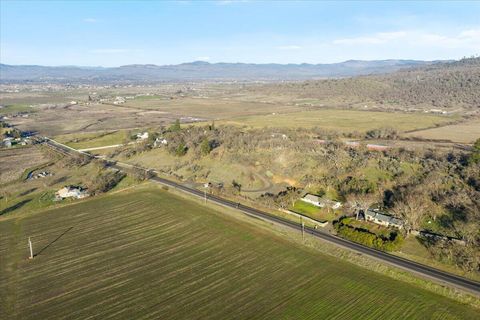 Tiny photo for 5942 Foothill Road, Central Point, OR 97502 (MLS # 220213969)
