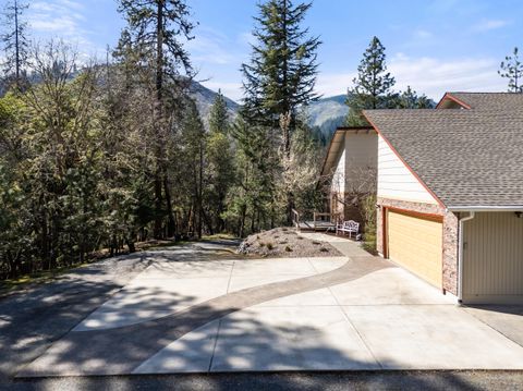 Tiny photo for 4490 Foots Creek Right Fork Road, Gold Hill, OR 97525 (MLS # 220217267)