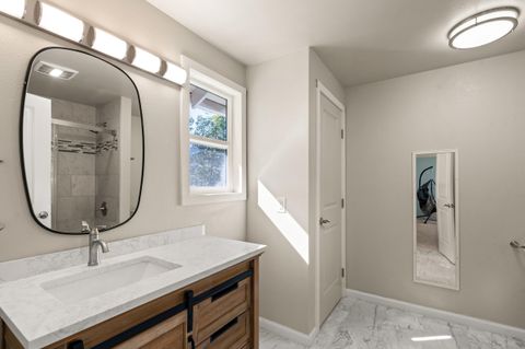 Tiny photo for 4490 Foots Creek Right Fork Road, Gold Hill, OR 97525 (MLS # 220217267)