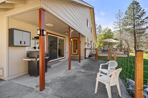 Tiny photo for 4490 Foots Creek Right Fork Road, Gold Hill, OR 97525 (MLS # 220217267)