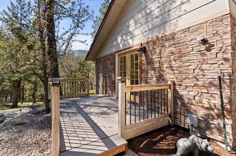 Tiny photo for 4490 Foots Creek Right Fork Road, Gold Hill, OR 97525 (MLS # 220217267)