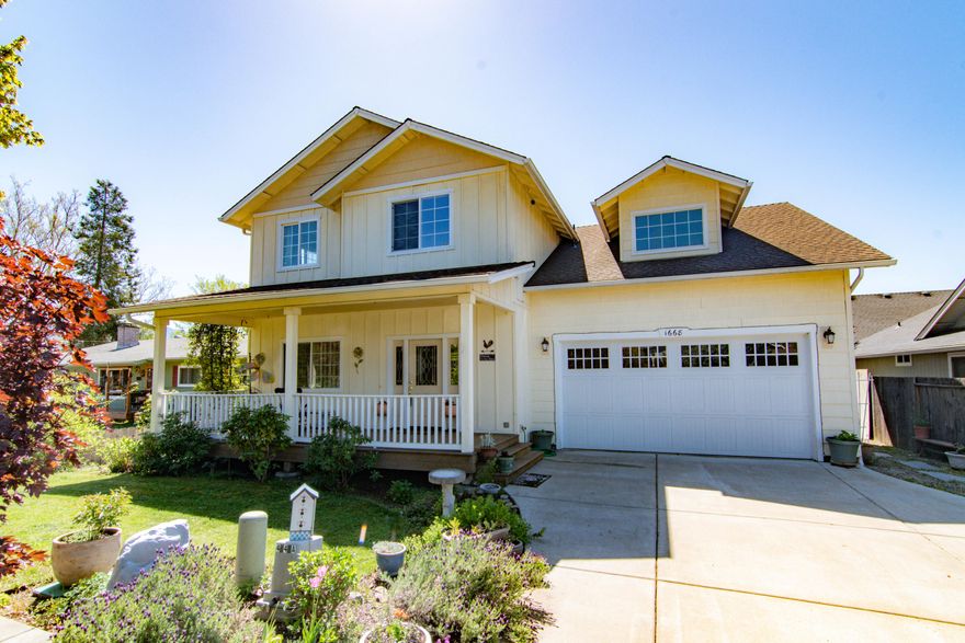 Beautiful 2 story, 3 bedroom, 2 and a half bath. Home features high ceilings, cherry wood cabinetry and stone floor in kitchen with hardwood floors in dining room.  This home has a large bonus or 4th bedroom.  Master bedroom with bathroom and a walk in closet. 
 Glass door leads to lovely patio and fully fenced back yard.  Covered front porch , attached garage and in ground sprinklers.  Beautiful territorial and mountain views from upstairs rooms.  Close to parks and river.  Shown by appointment only.