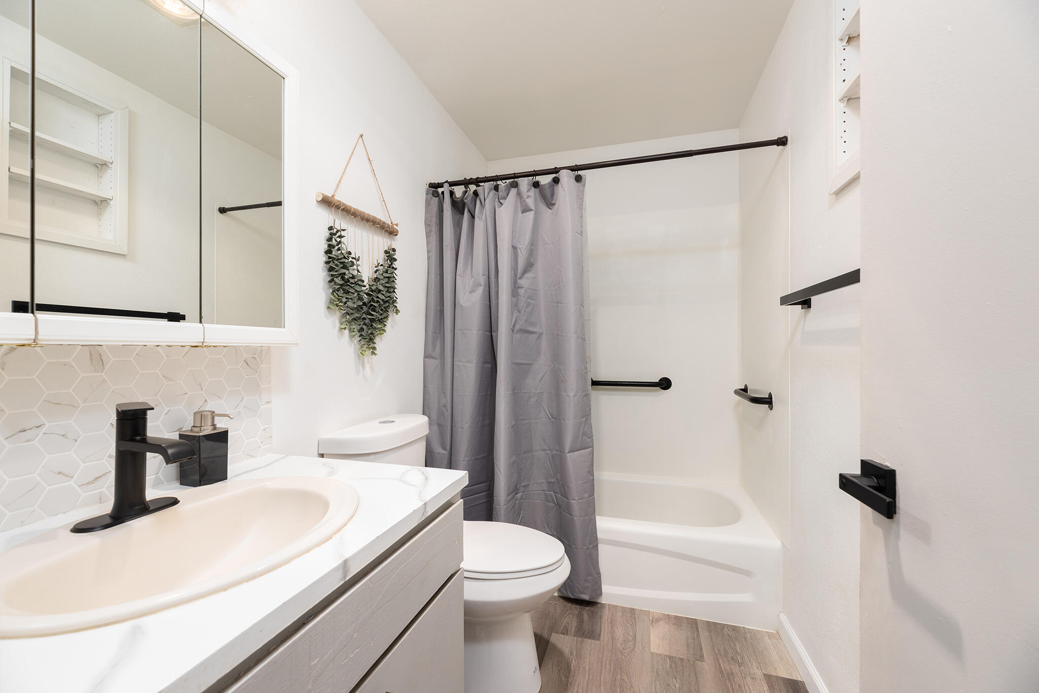 Daly Estates - Residential Income