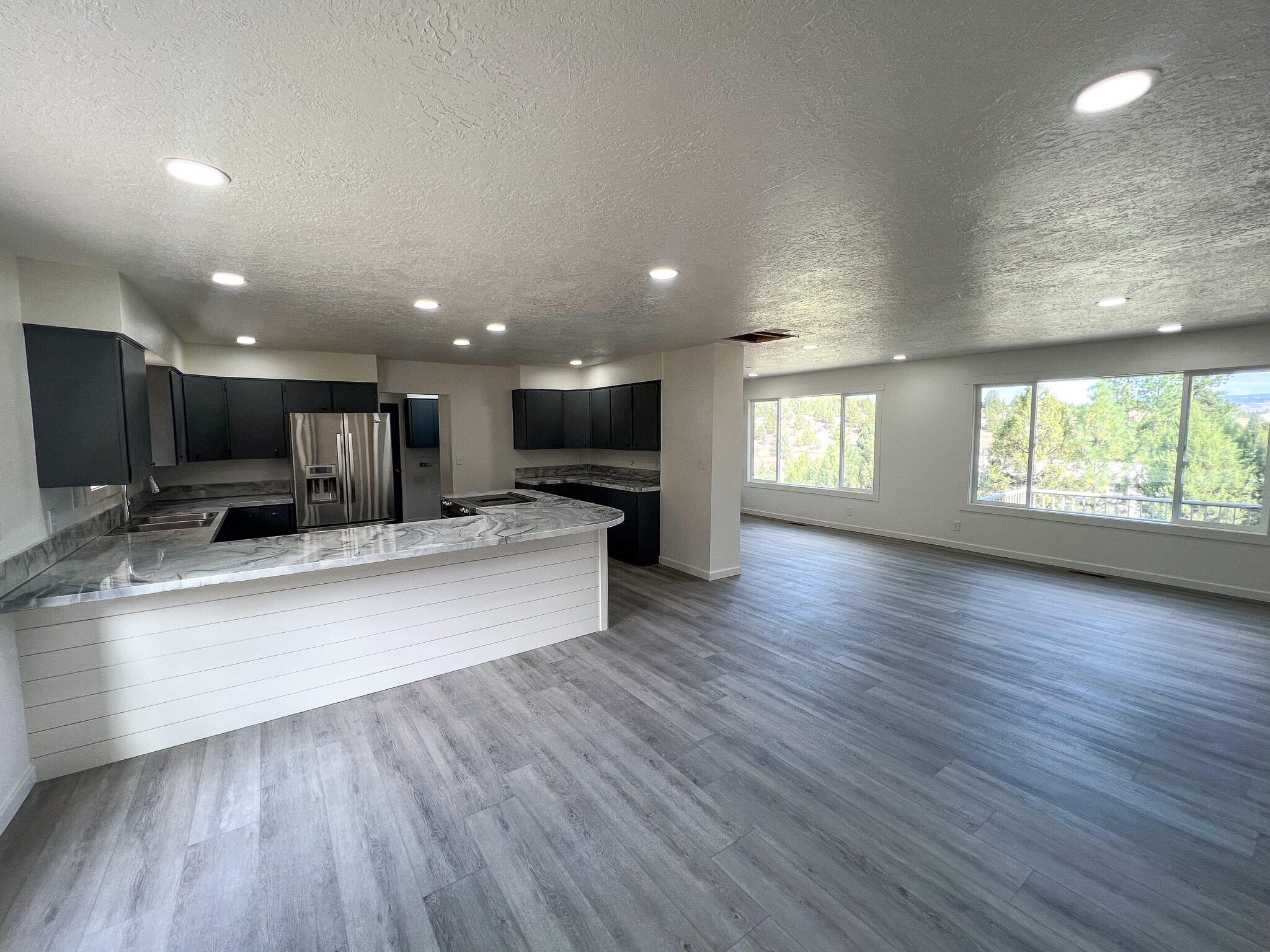 Edgewood Terrace - Residential