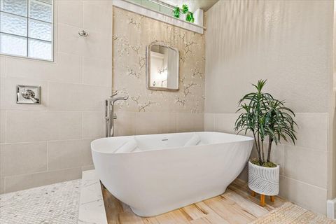 Tiny photo for 4575 Hathaway Drive, Medford, OR 97504 (MLS # 220217440)