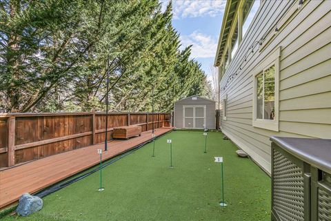 Tiny photo for 4575 Hathaway Drive, Medford, OR 97504 (MLS # 220217440)