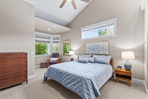 Tiny photo for 4575 Hathaway Drive, Medford, OR 97504 (MLS # 220217440)