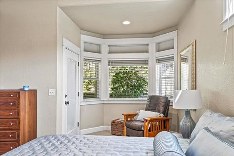 Tiny photo for 4575 Hathaway Drive, Medford, OR 97504 (MLS # 220217440)