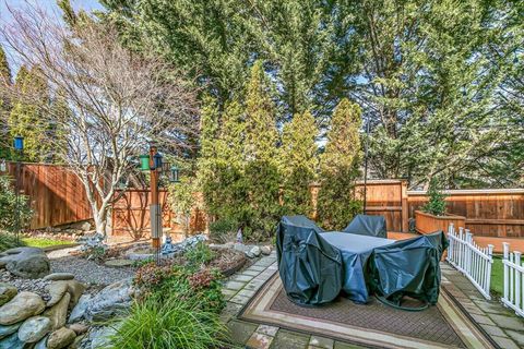 Tiny photo for 4575 Hathaway Drive, Medford, OR 97504 (MLS # 220217440)