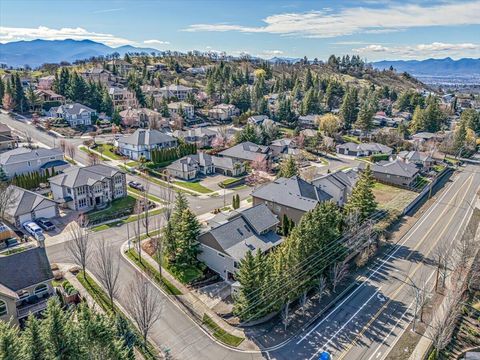 Tiny photo for 4575 Hathaway Drive, Medford, OR 97504 (MLS # 220217440)