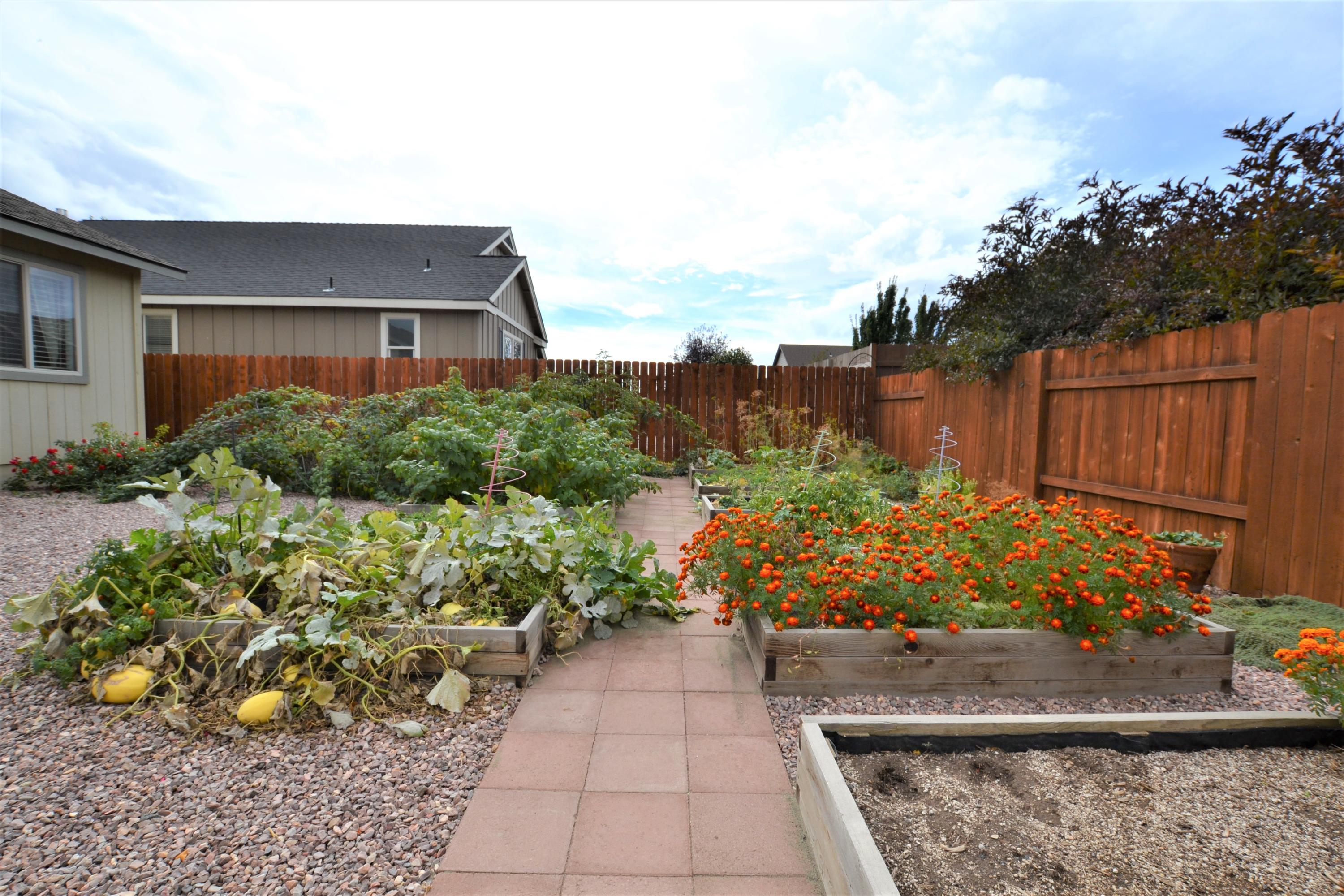 Julina Park - Residential