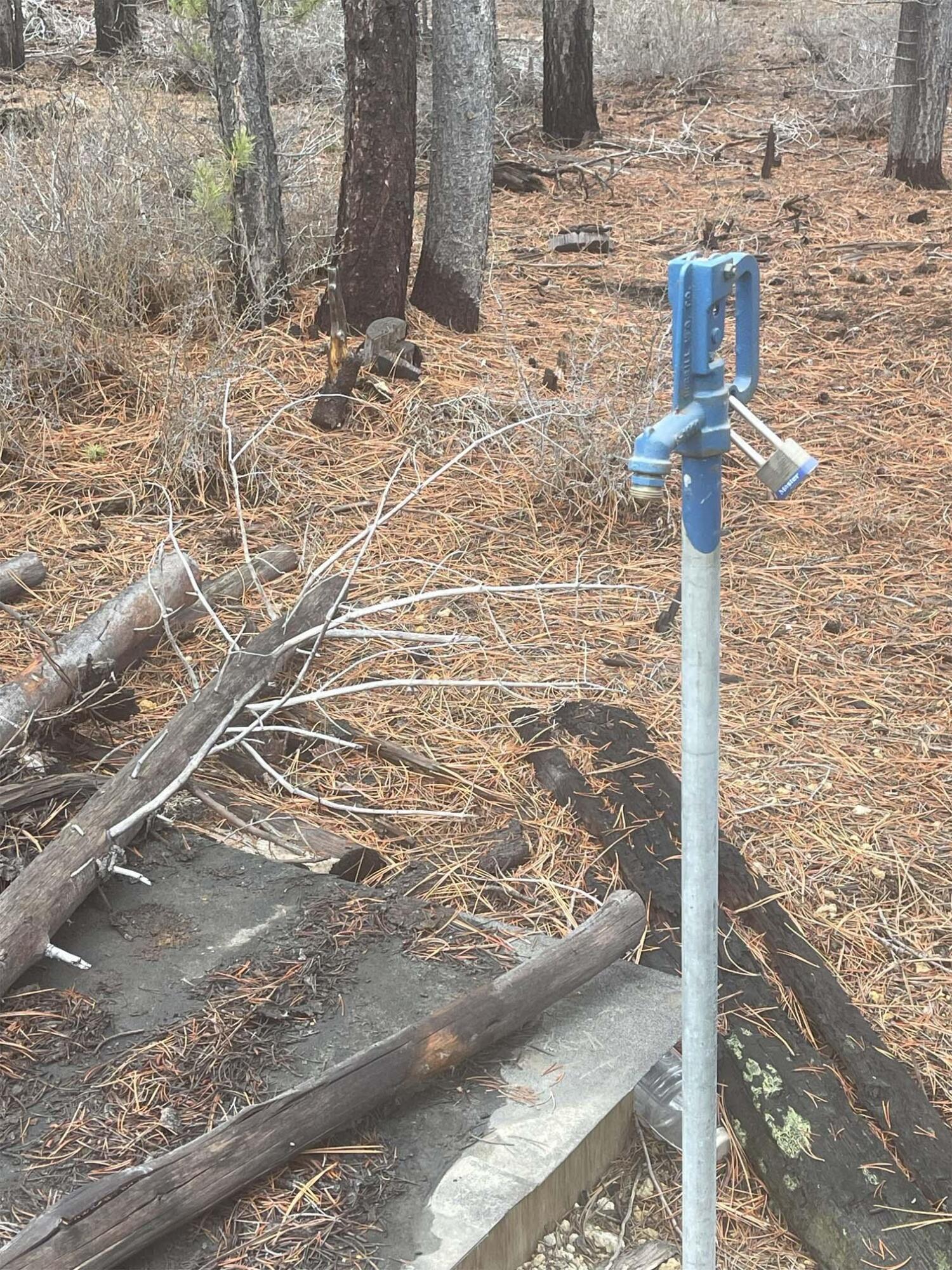 Two Rivers North - Land