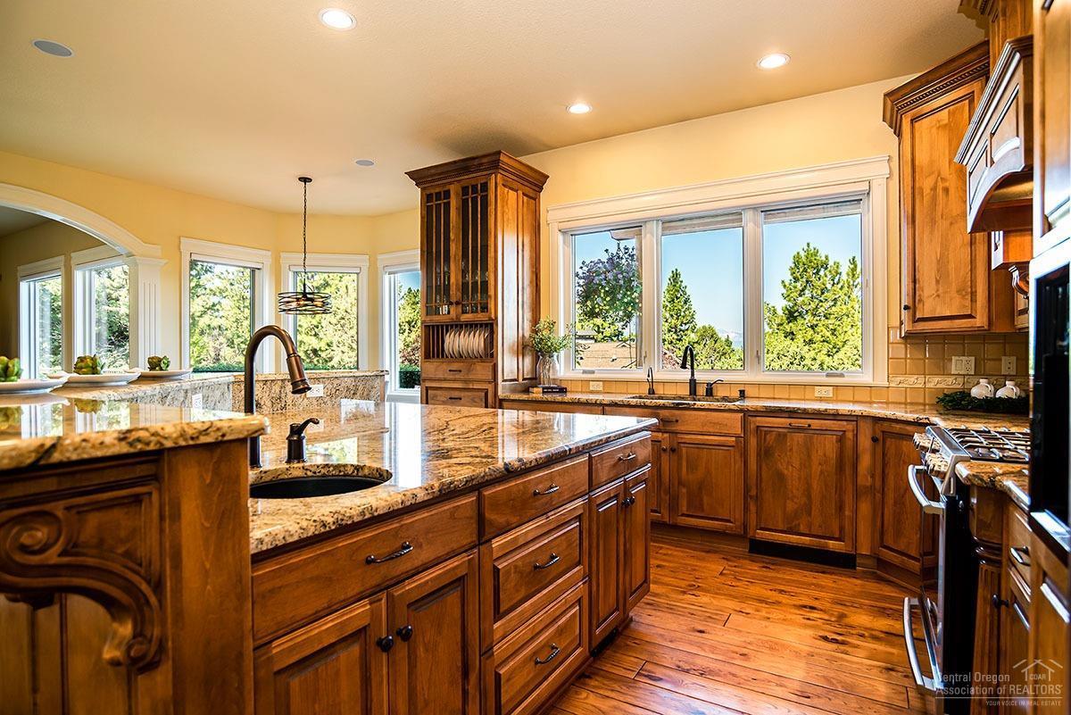 Awbrey Butte - Residential