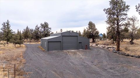 Tiny photo for 4710 NW 62nd Street, Redmond, OR 97756 (MLS # 220212014)