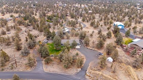 Tiny photo for 4710 NW 62nd Street, Redmond, OR 97756 (MLS # 220212014)