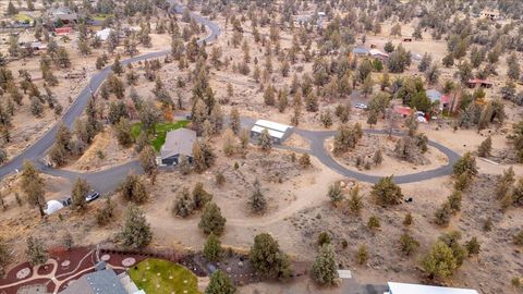 Tiny photo for 4710 NW 62nd Street, Redmond, OR 97756 (MLS # 220212014)