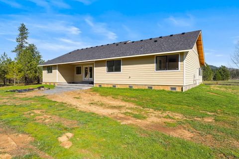 Tiny photo for 587 E Forks Circle, Cave Junction, OR 97523 (MLS # 220216906)