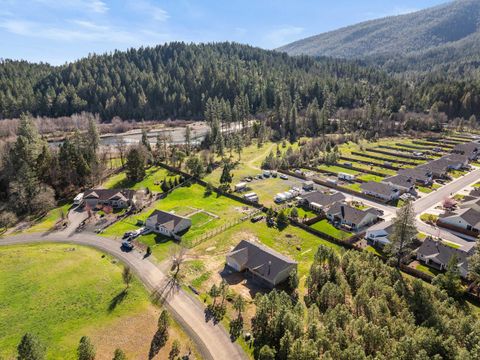 Tiny photo for 587 E Forks Circle, Cave Junction, OR 97523 (MLS # 220216906)