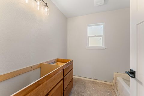 Tiny photo for 587 E Forks Circle, Cave Junction, OR 97523 (MLS # 220216906)