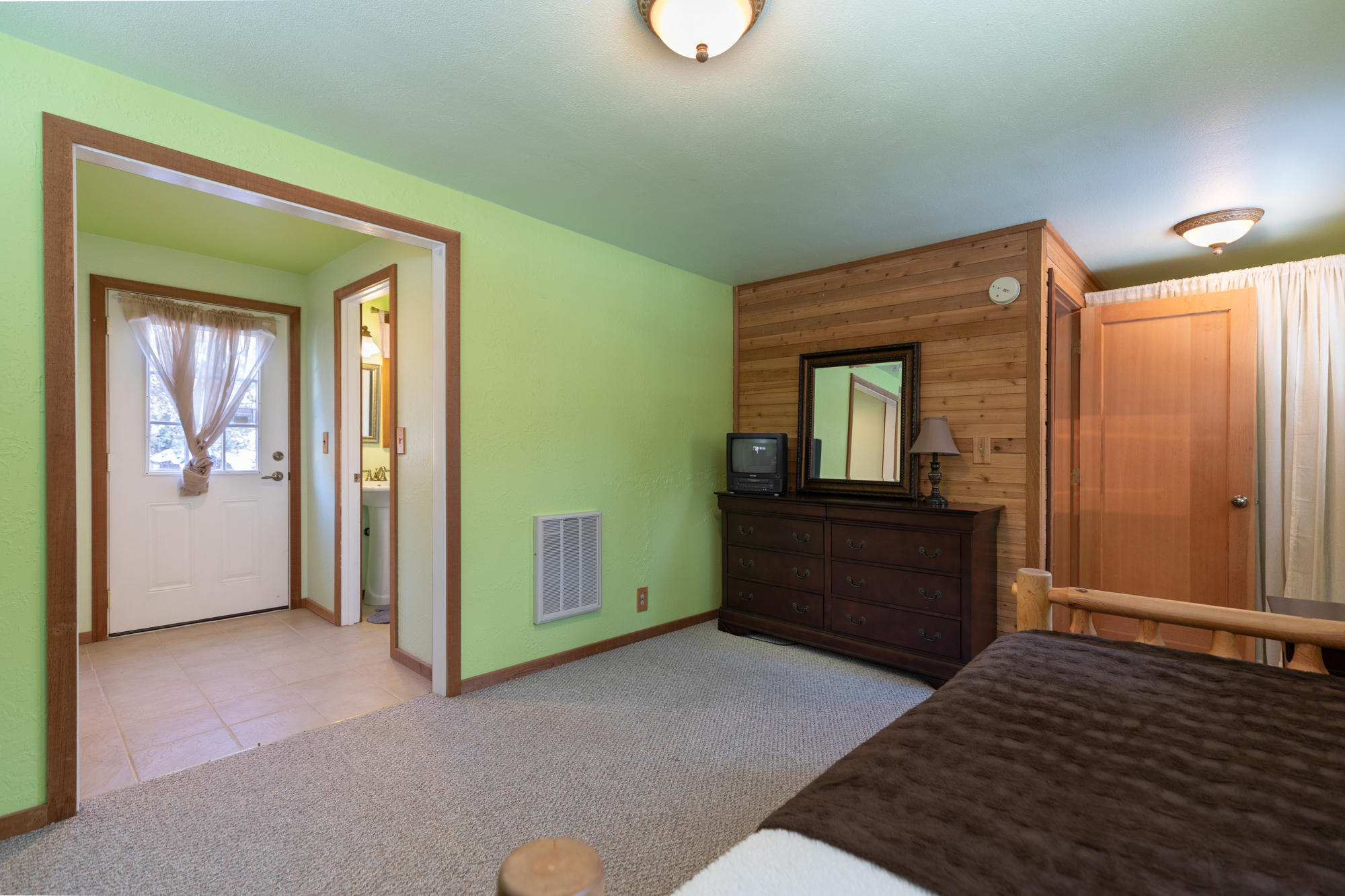 Horseshoe Acres - Residential