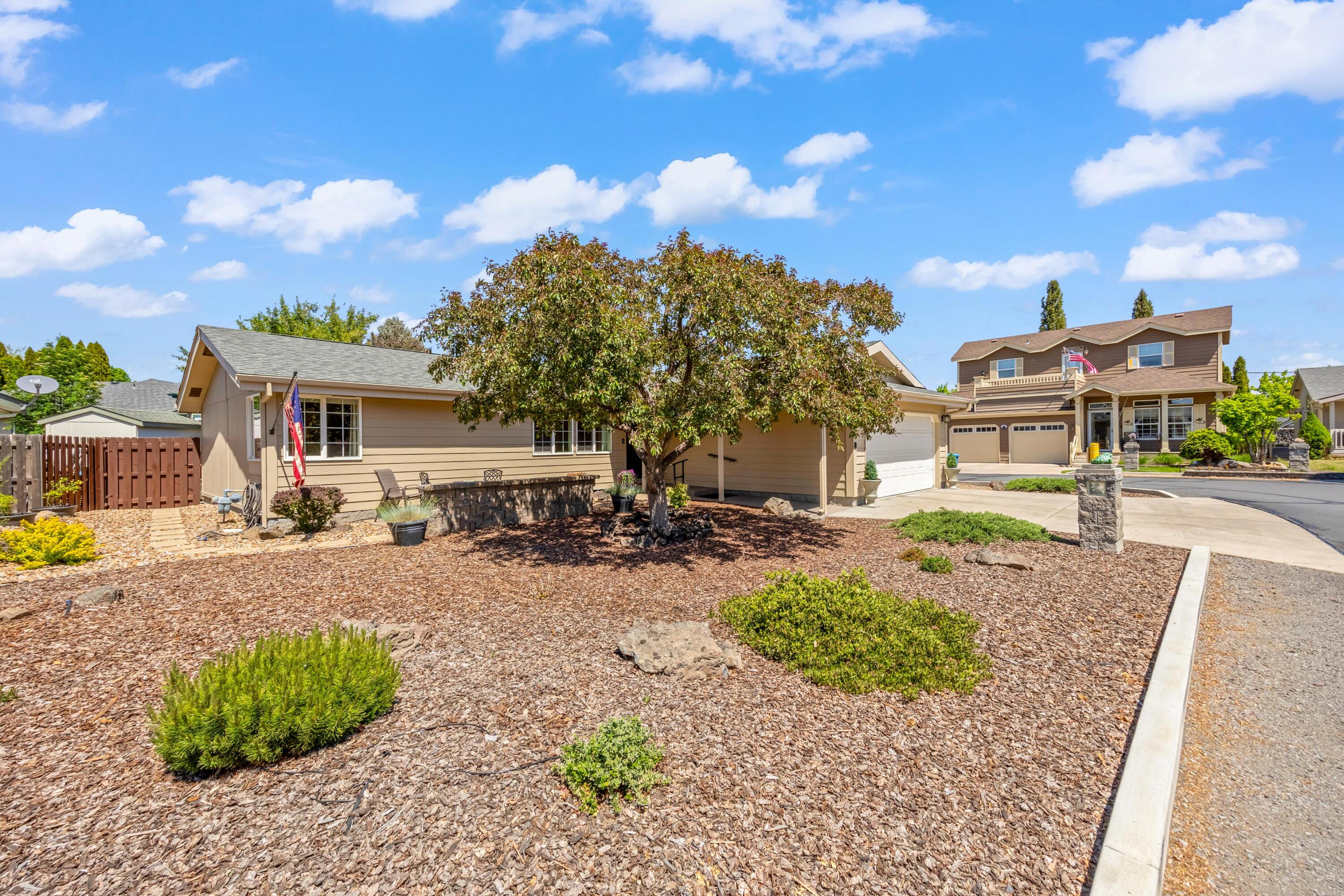 2648 NE Wintergreen Drive