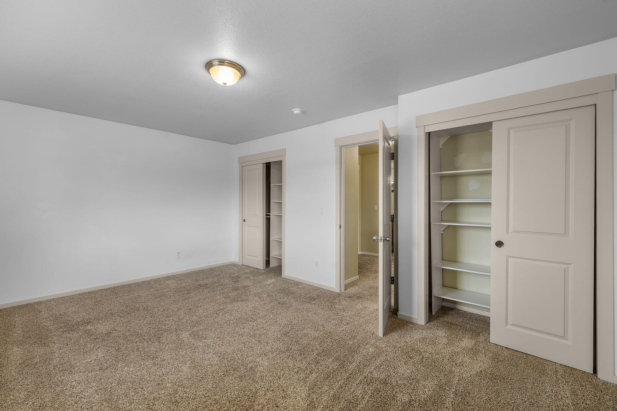 Courtyard Acres - Residential