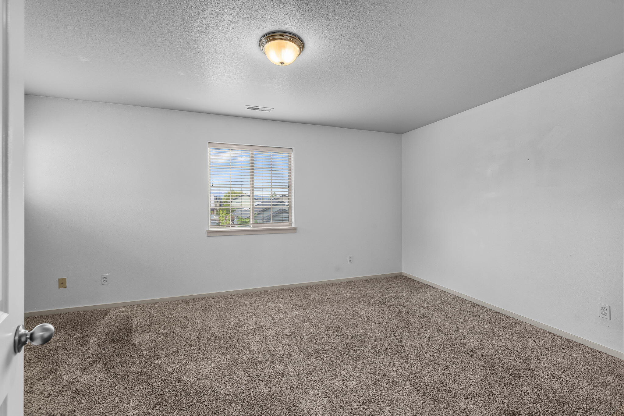 Courtyard Acres - Residential