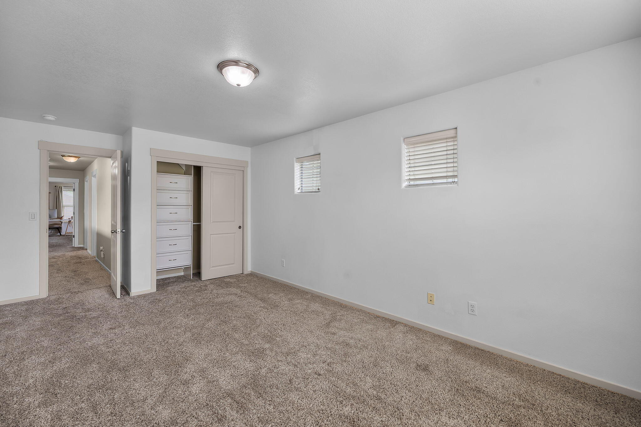 Courtyard Acres - Residential