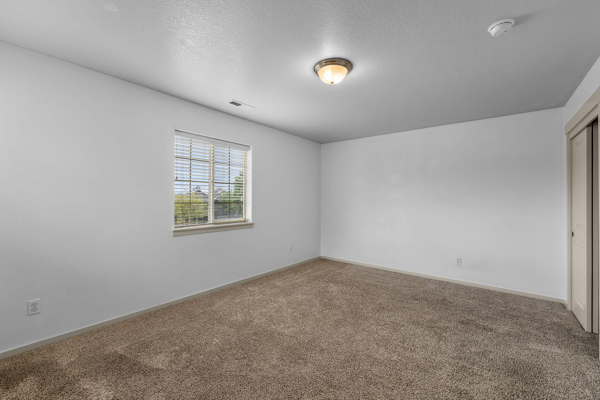 Courtyard Acres - Residential