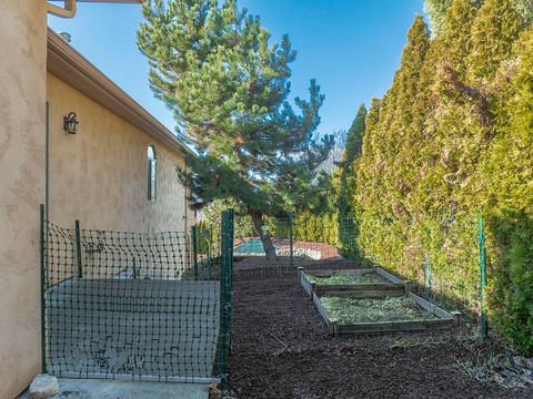 Tiny photo for 850 NE Tokay Heights, Grants Pass, OR 97526 (MLS # 220215770)