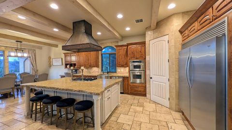 Tiny photo for 850 NE Tokay Heights, Grants Pass, OR 97526 (MLS # 220215770)