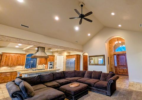 Tiny photo for 850 NE Tokay Heights, Grants Pass, OR 97526 (MLS # 220215770)