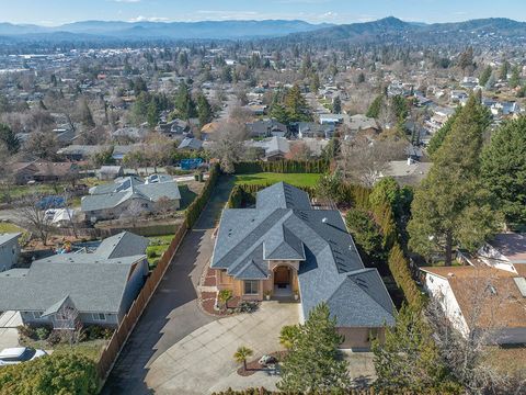 Tiny photo for 850 NE Tokay Heights, Grants Pass, OR 97526 (MLS # 220215770)