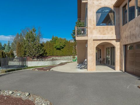 Tiny photo for 850 NE Tokay Heights, Grants Pass, OR 97526 (MLS # 220215770)