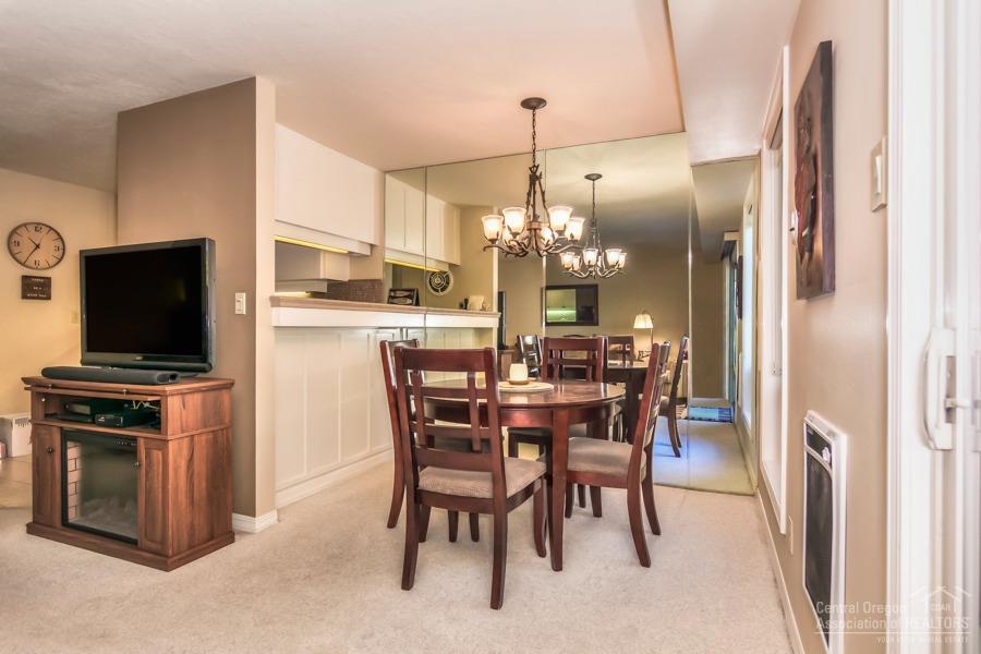 Abbot House Condo - Residential