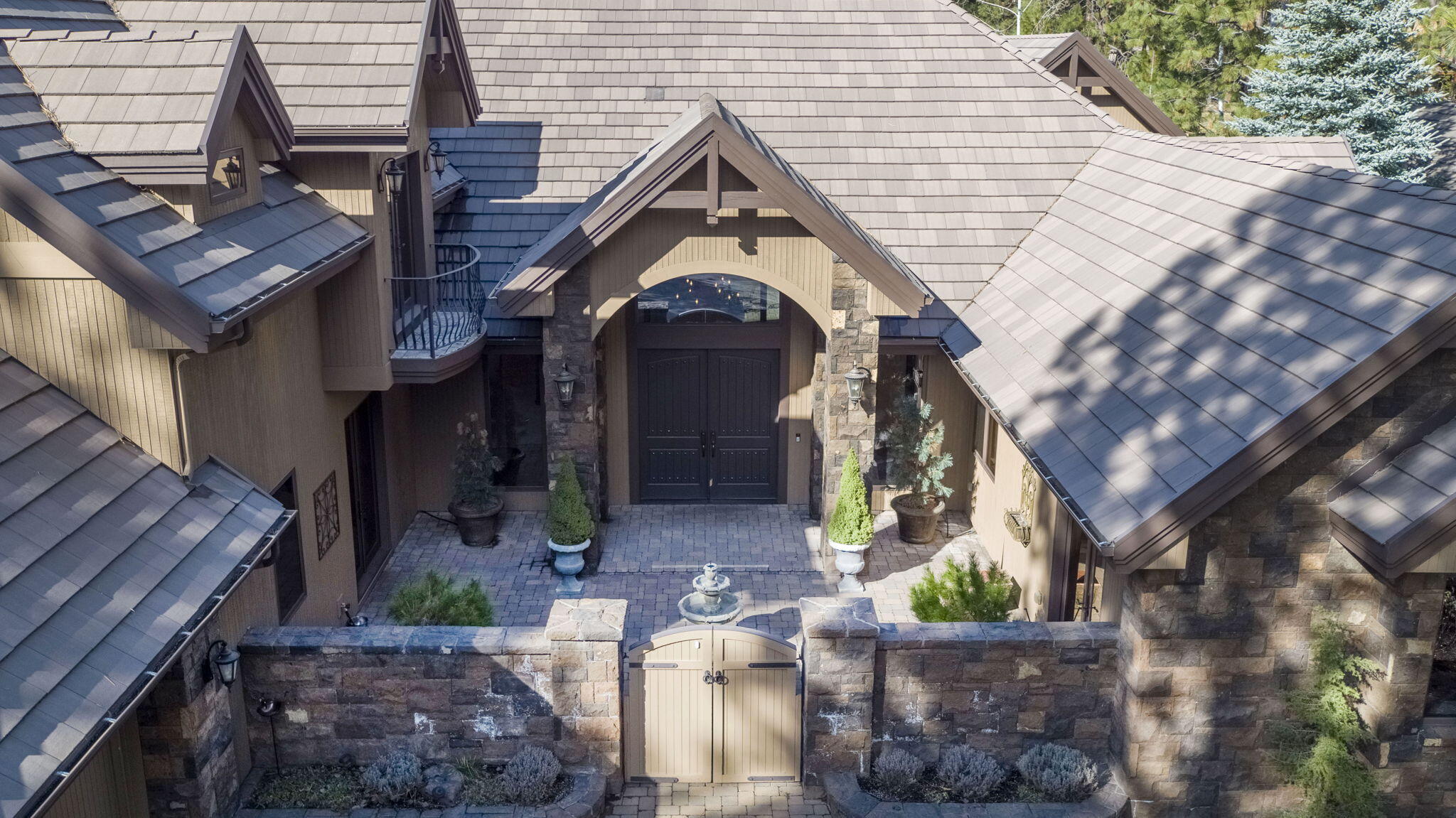 Broken Top - Residential