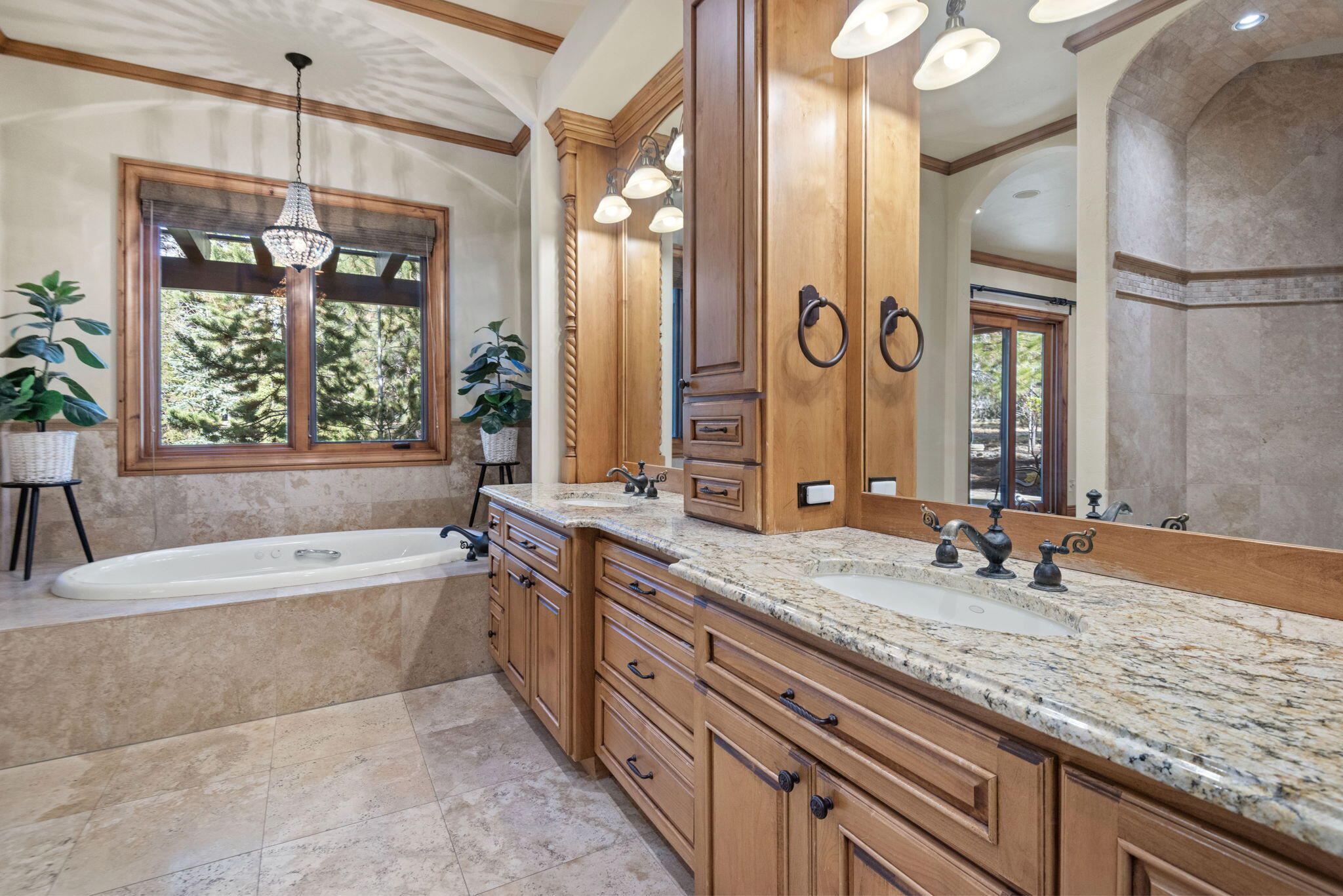 Broken Top - Residential